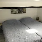 בית נופש Face A La