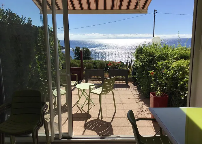 Face A La Сен-Глф